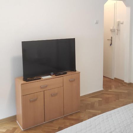 Apartman Nicolas Belgrade Luaran gambar